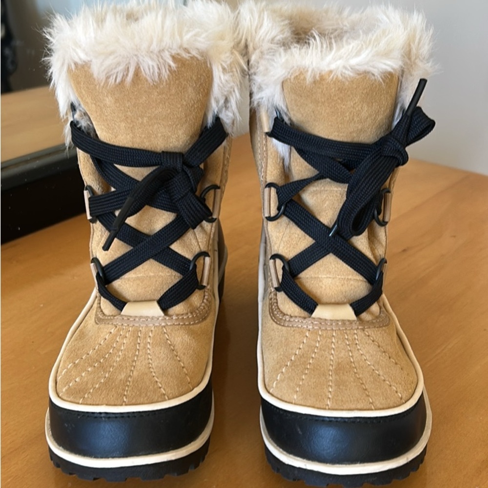 Sorel Cream Fur-Lined Boots